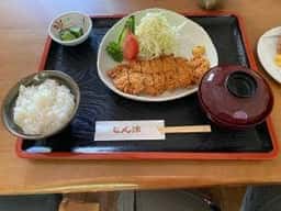 とんかつとん治