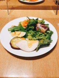アウンティコ