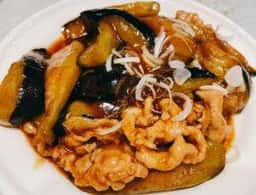 きたなくてもうまい中華料理屋 菜来軒