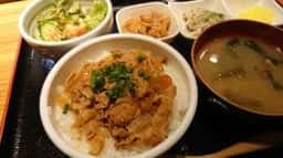 炙りや縁