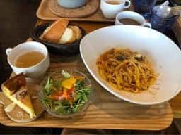 CAFE & EAT OMP
