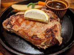 駅前食堂 ウエスタン ジャンゴ