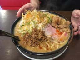 横浜家系ラーメン 大吟豚 小松店