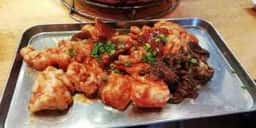 大阪ホルモン艶