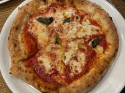 PIZZAREVO