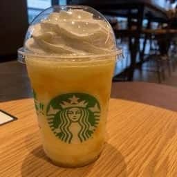 スターバックス コーヒー 北仲ブリック&ホワイト店