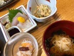 お食事処 よし成