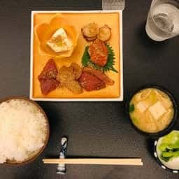 割烹うをくら