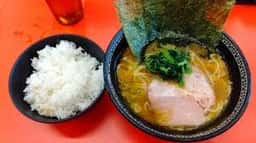 横浜家系ラーメン 内田家 博多本店