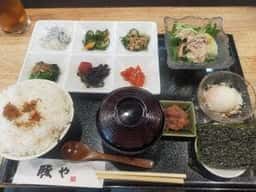 豚や 炭火焼き