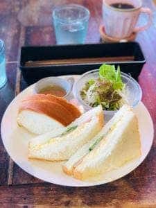うかたま