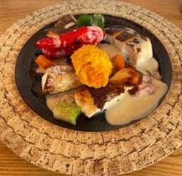 ビストロ ファミーユ