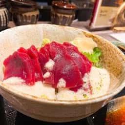 鮪びと