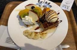 MOA cafe 東京インテリア幕張店