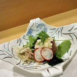 つどい処 鮨 旬三郎