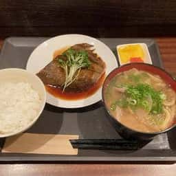 ルシェロ ~ワインと生ハムの店~