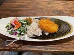 vegetable cafe & seafood bar saien