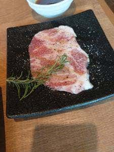 プレミアムカルビ 西鶴間店