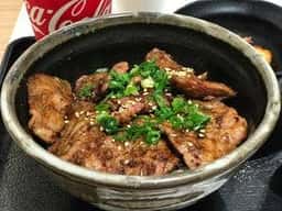 マルハのカルビ丼 ららぽーと富士見店