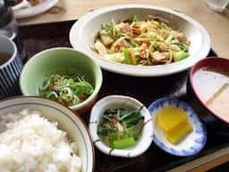 満月食堂