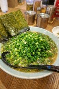 横浜家系ラーメン 銀家 東苗穂店