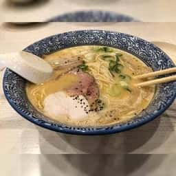 麺屋カモメ亭