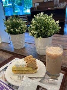 カフェ・ド・クリエ プラス 新宿ガーデンタワー店