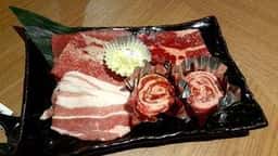 焼⾁プリンスガーデン ⼭⿅店