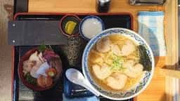 浜の駅おもと 愛土館