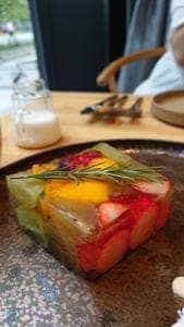 hanafru / FRUiT 御堂筋店