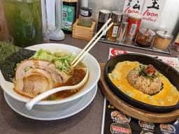 きゃべとんラーメン 茅ヶ崎萩園店