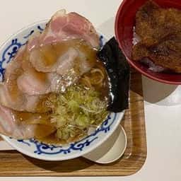 支那そば 月や 本店