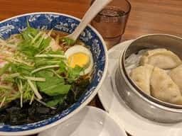 中華居酒屋料理 餃子屋