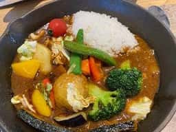 スキレットカレーこな雪とんとん 道と川の駅 花ロードえにわ