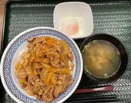 吉野家×はなまるうどん 福岡空港国内線ターミナルビル店