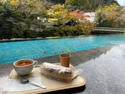 Bakery&Table 東府や 足湯カフェ