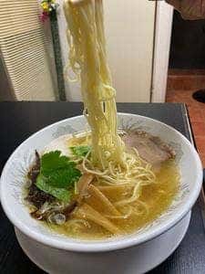 鶏つよし