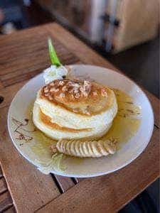 Hawaiian cafe dining KOA