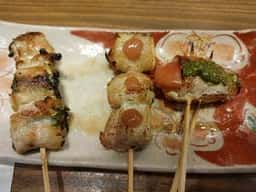 炭火やきとり 仁伊屋