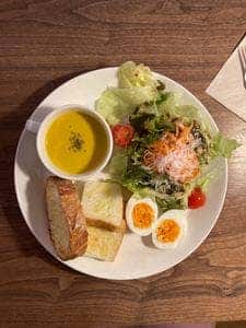 林のカフェ
