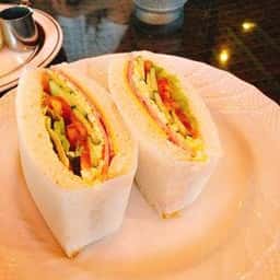 星乃珈琲店 所沢店