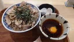 肉麺 右衛門 Pasar幕張上り
