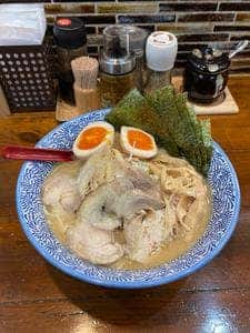 麺屋 楽のすけ