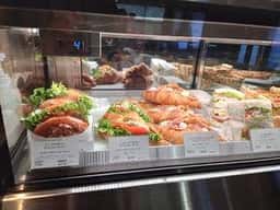 DEAN & DELUCA カフェ 大手町メトロピア店