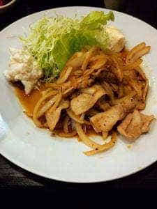 路地裏の酒亭 つきじ 雄太