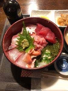 土産土法さかな亭