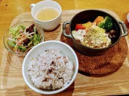 CAFE & EAT OMP