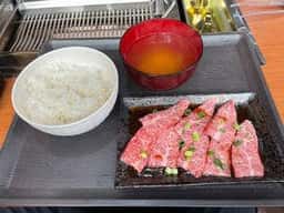 焼肉酒場 秋葉牧場