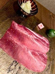 焼肉あじゅうた