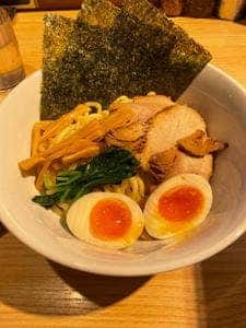 麺屋 みちしるべ
